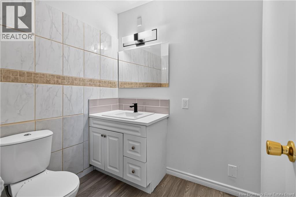 147 Waverley Avenue - Image 13