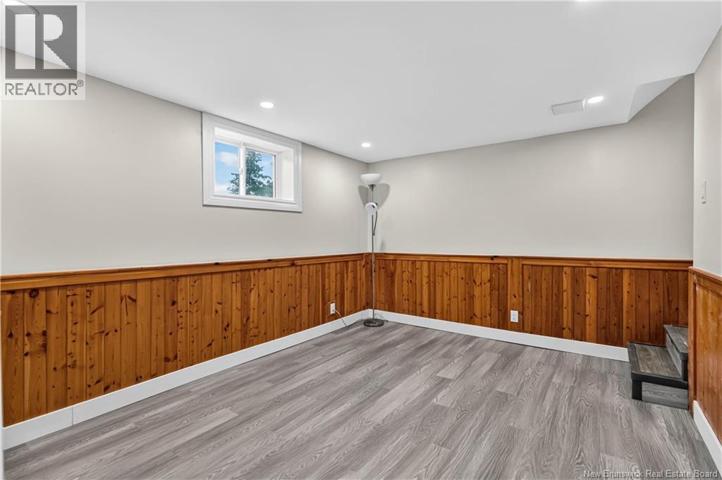 147 Waverley Avenue - Image 21