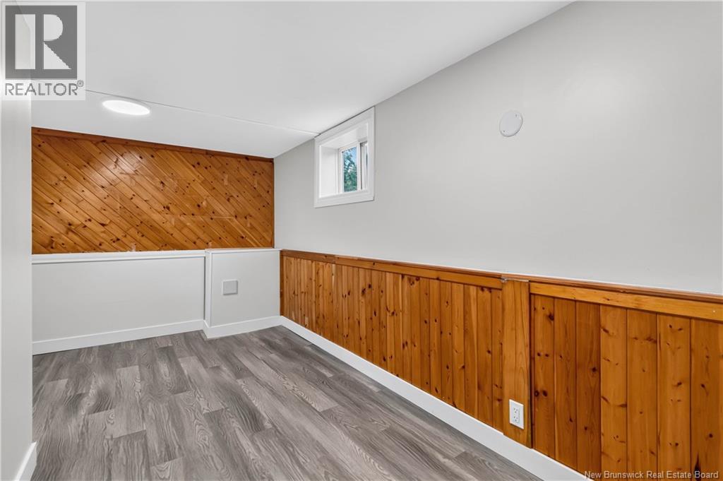 147 Waverley Avenue - 25