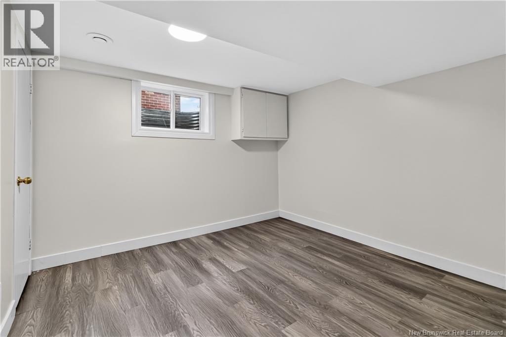 147 Waverley Avenue - 26