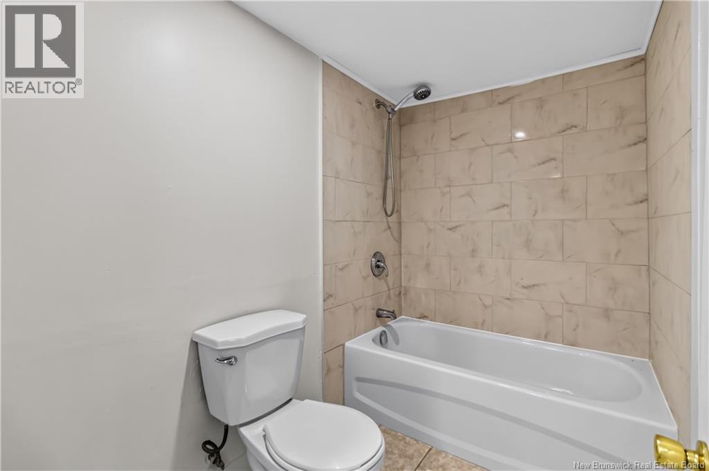 147 Waverley Avenue - 27