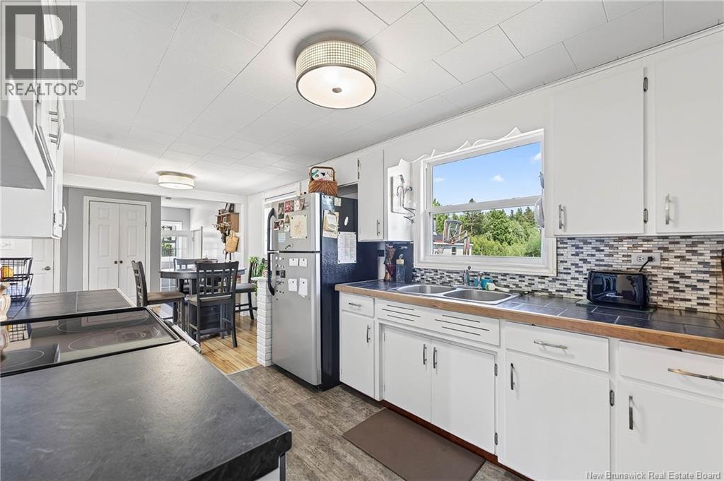 114 Canal Road - Image 24