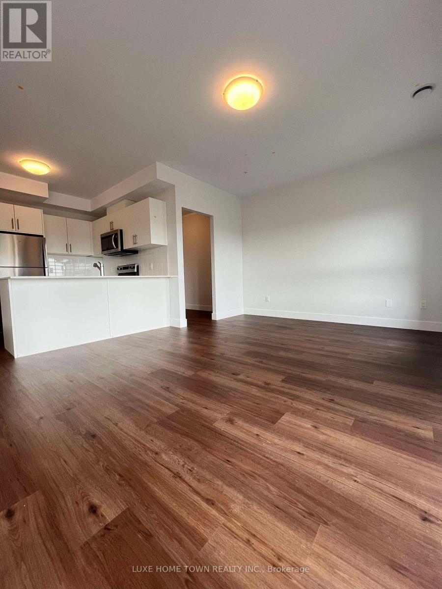 606 - 1000 LACKNER PLACE — photo 3