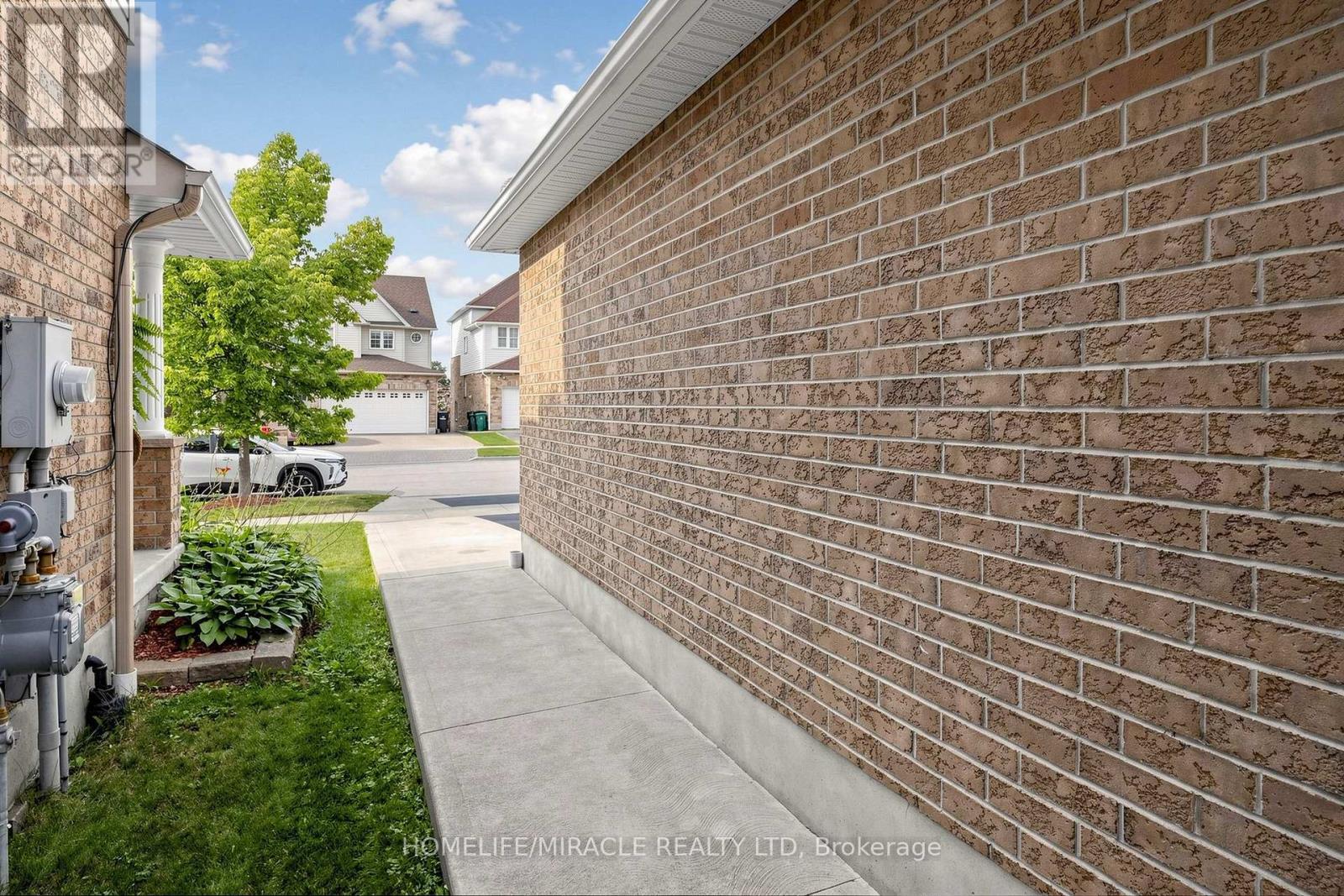 378 MOUNTAIN LAUREL CRESCENT - 49