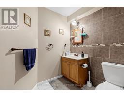 378 Mountain Laurel Crescent, Kitchener, ON N2E4B7 Photo 44