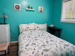 338 Epsilon Avenue, Winnipeg Beach, MB R0C3G0 Photo 10