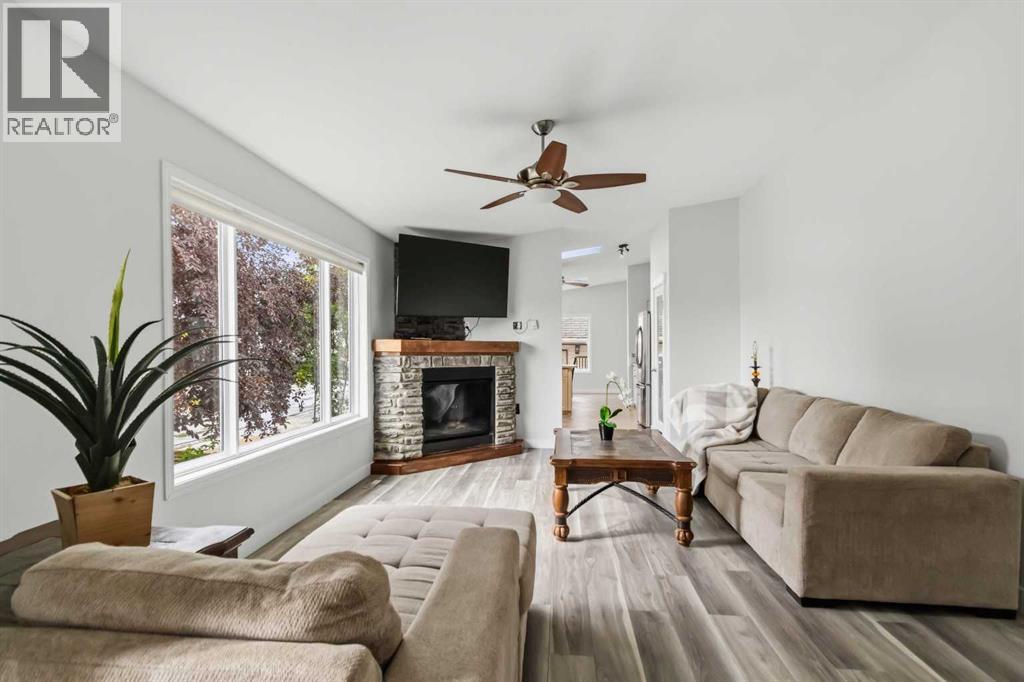 120 Greenwich Lane - 11