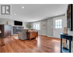 8 Wheelhouse Drive, Clarington, ON L1B1B9 Photo 8