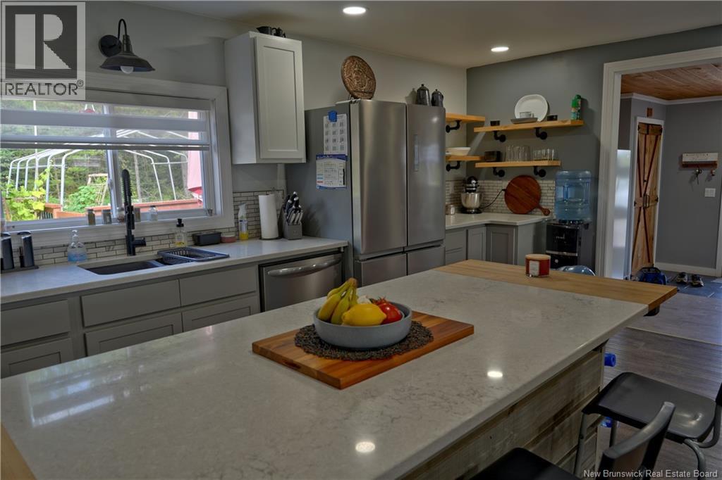 210 Peoples Road - Image 8