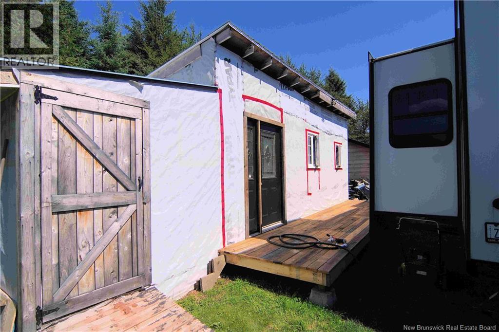 210 Peoples Road - Image 22