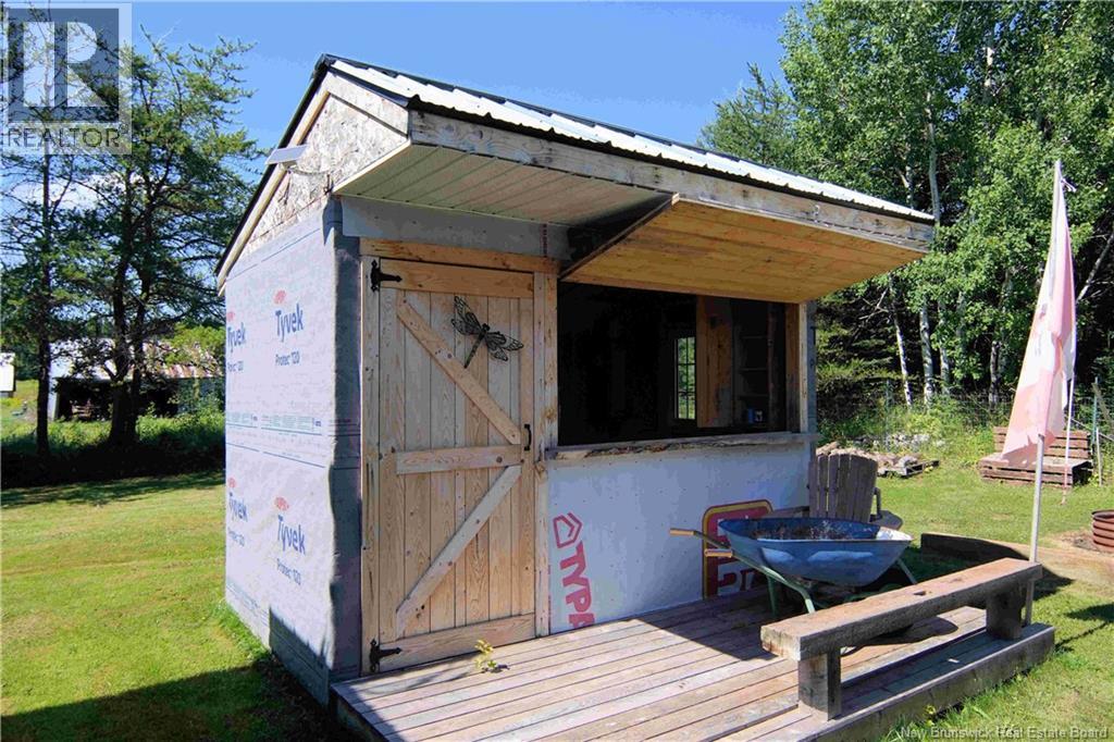 210 Peoples Road - 21