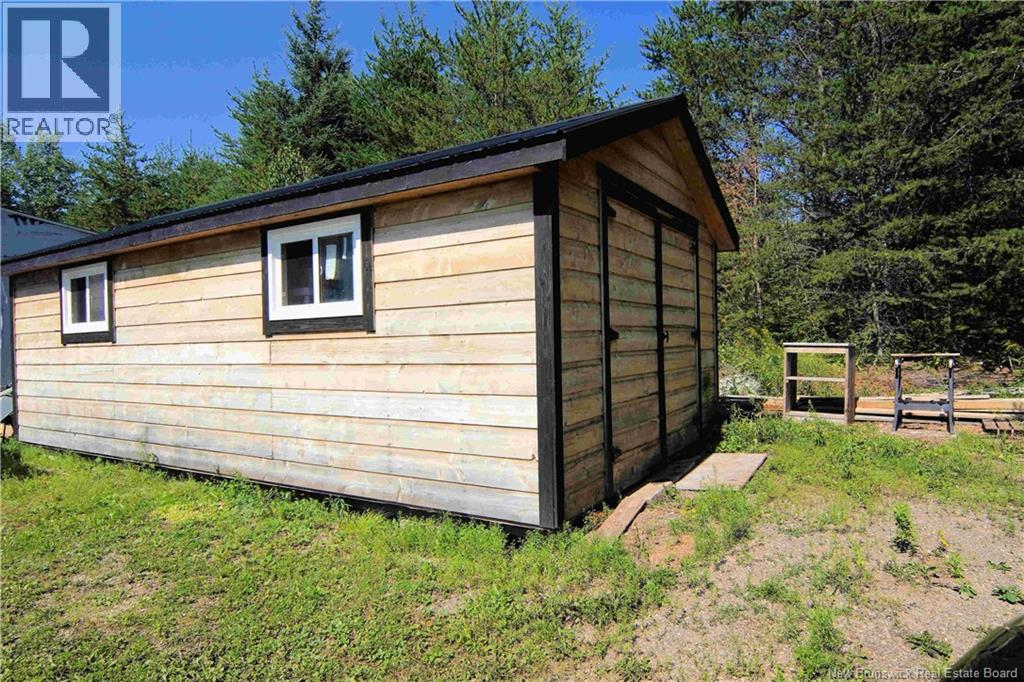 210 Peoples Road - Image 23