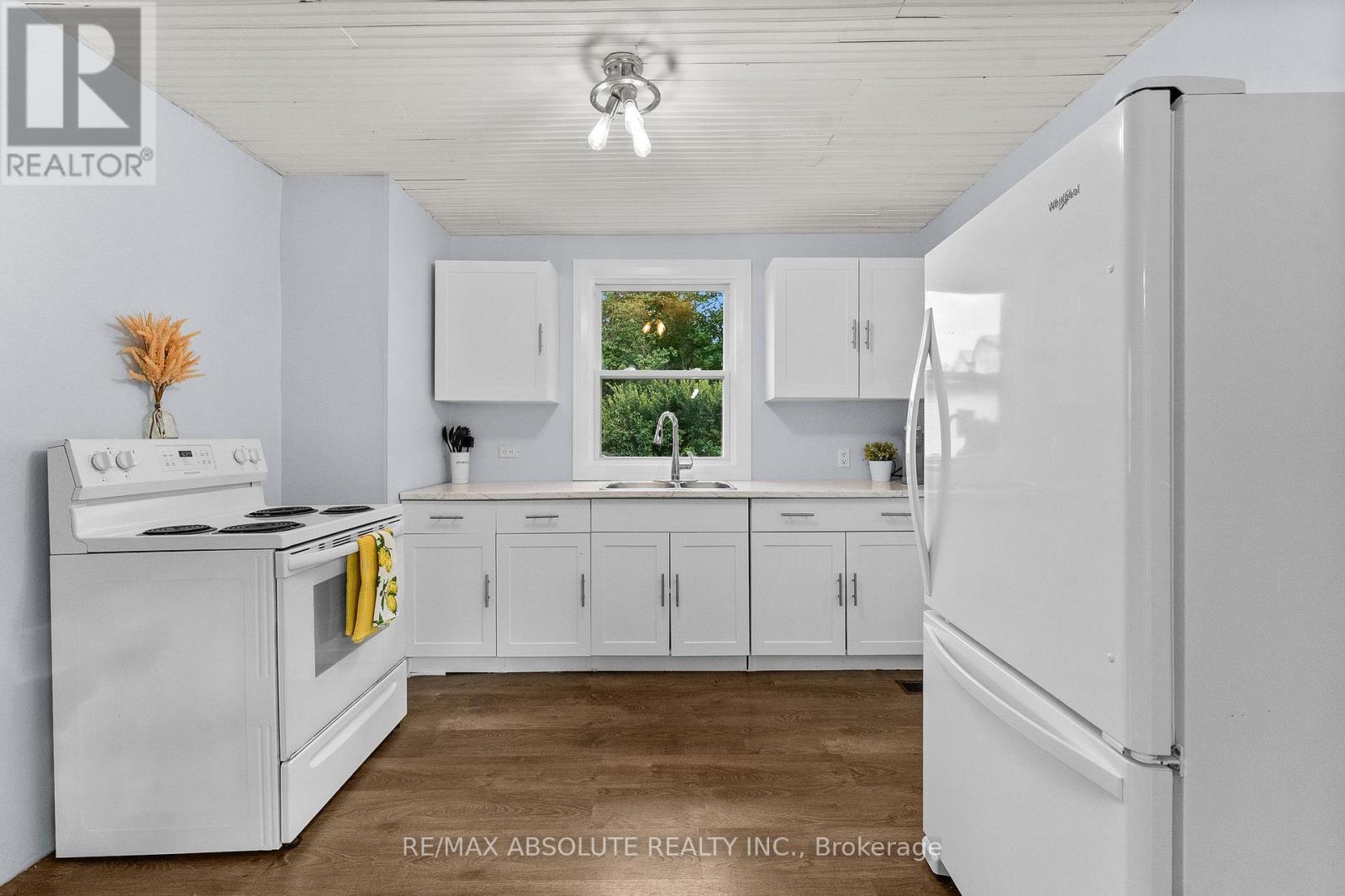 853 B RIVER ROAD - Image 13