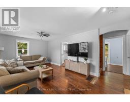 Bedroom - 853 B River Road, Mcnab/braeside, ON K0A1G0 Photo 6