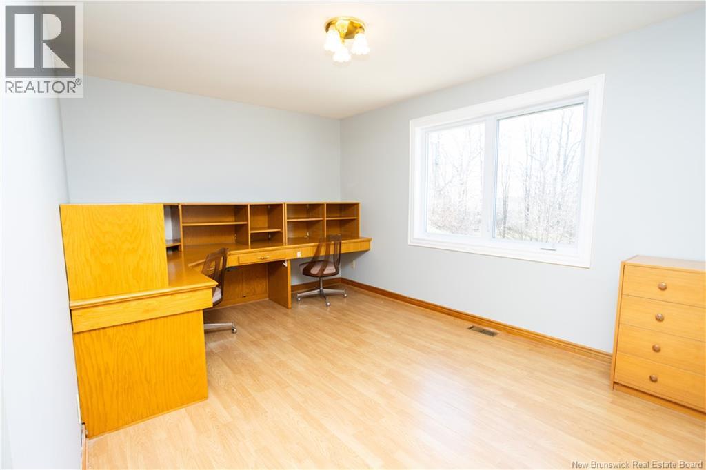 15 Talisman Crescent - 25