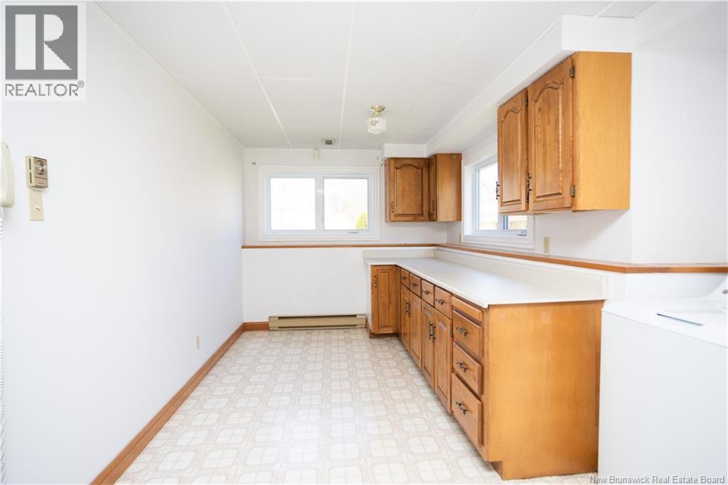 15 Talisman Crescent - 36
