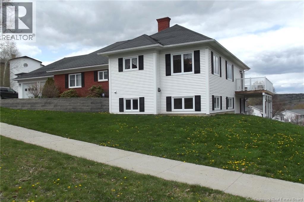 15 Talisman Crescent - Image 4
