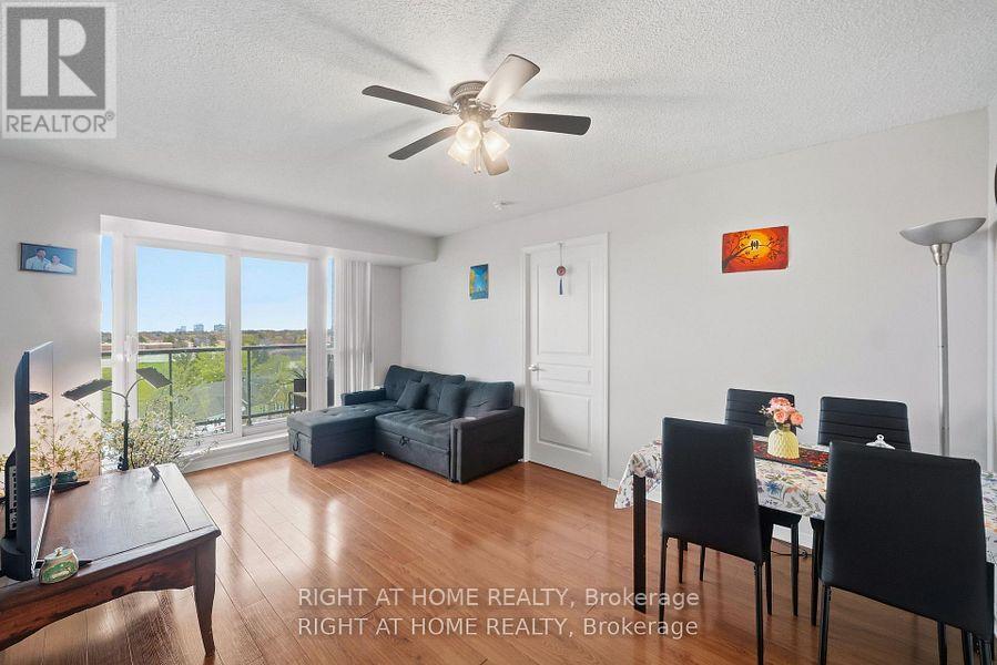 #607 4879 KIMBERMOUNT AVENUE - 13