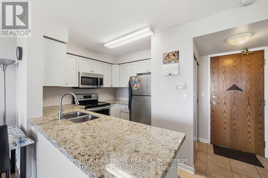 #607 4879 KIMBERMOUNT AVENUE - 4