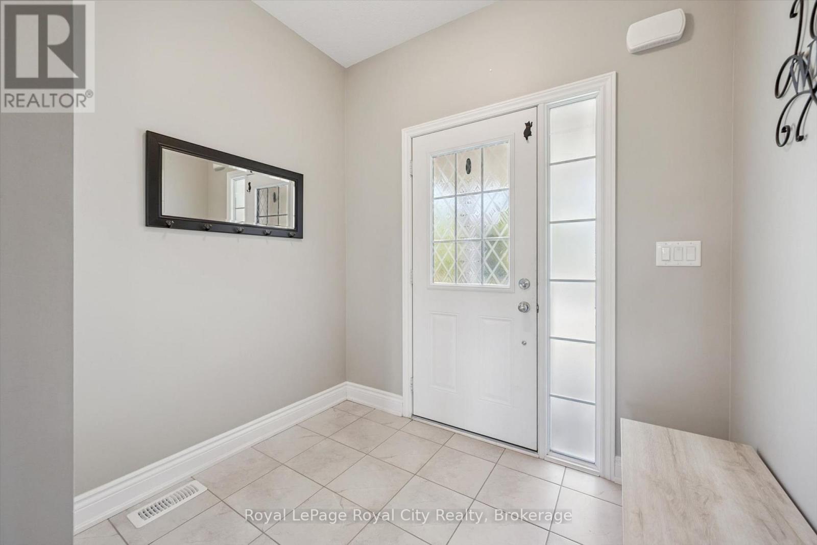 113 COURTNEY STREET - Image 6