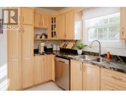 9 Boyd Street thumbnail 14
