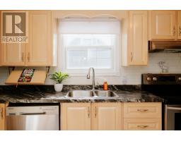 9 Boyd Street thumbnail 15