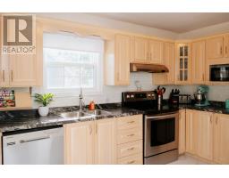 9 Boyd Street thumbnail 16