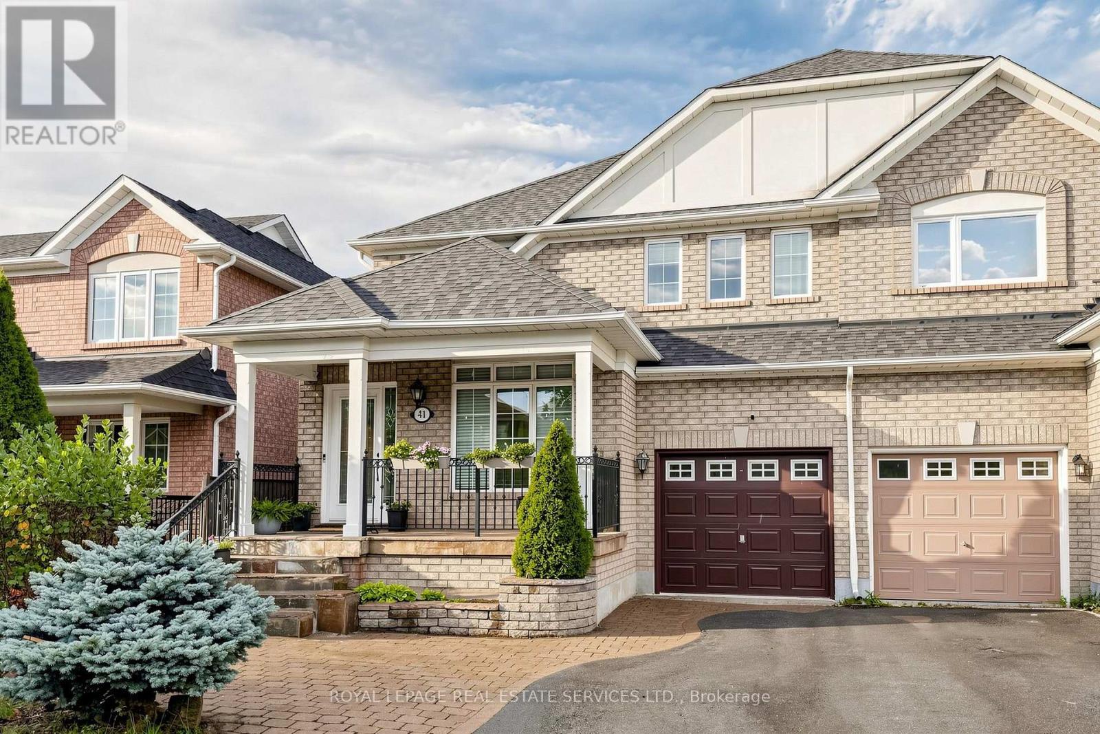 41 CONVOY CRESCENT - 5