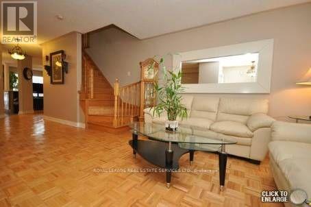 41 CONVOY CRESCENT - 9
