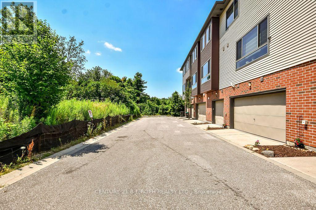 ##86 369 ESSA ROAD - Image 21