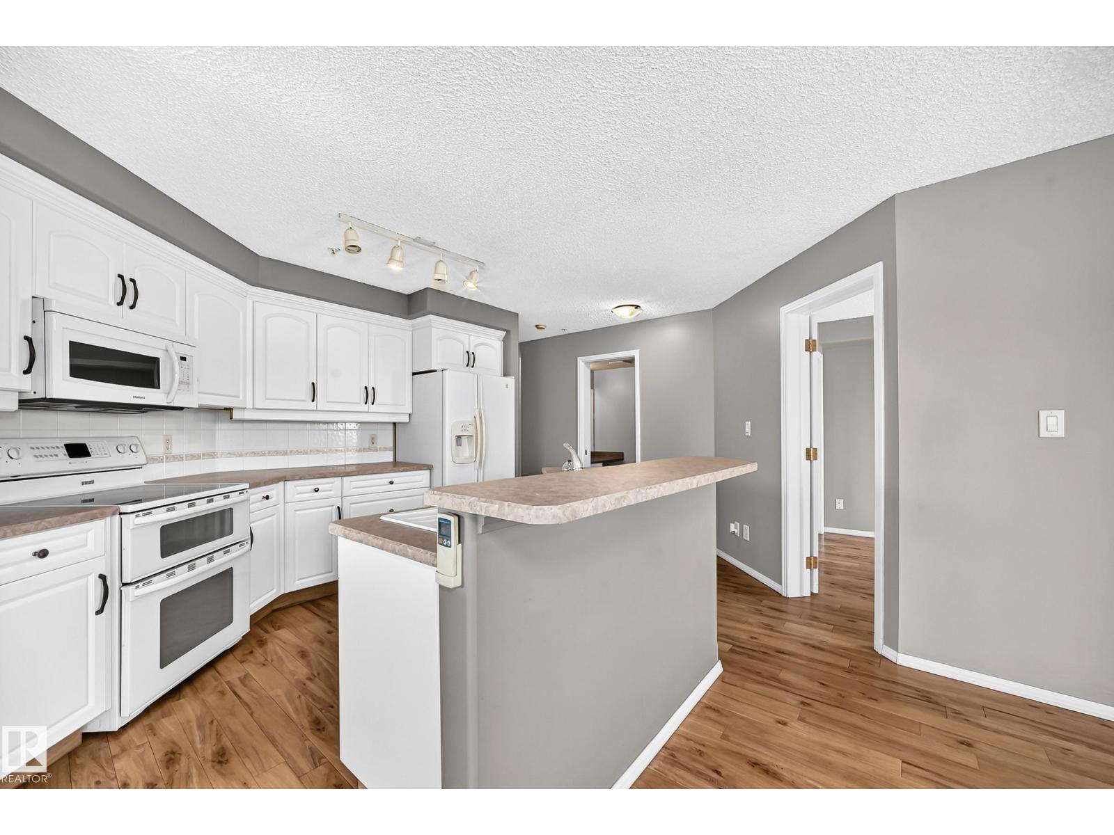 331 9704 174 Street NW - Photo 9