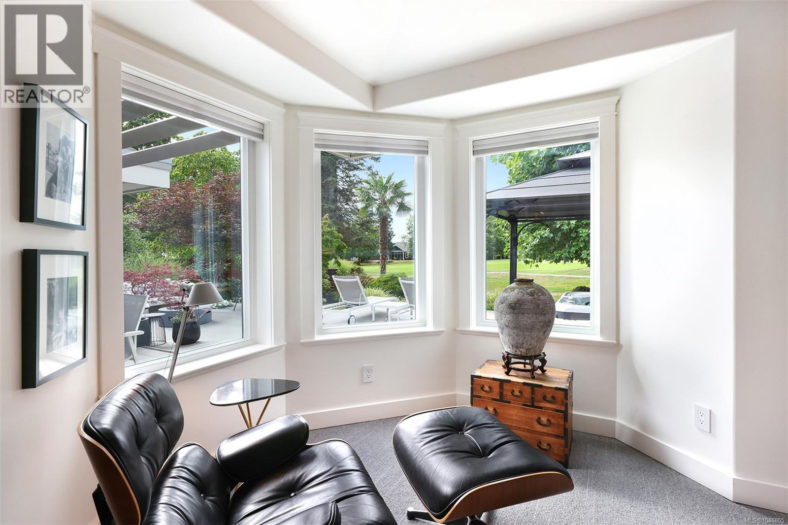 2933 Royal Vista Way - Image 25