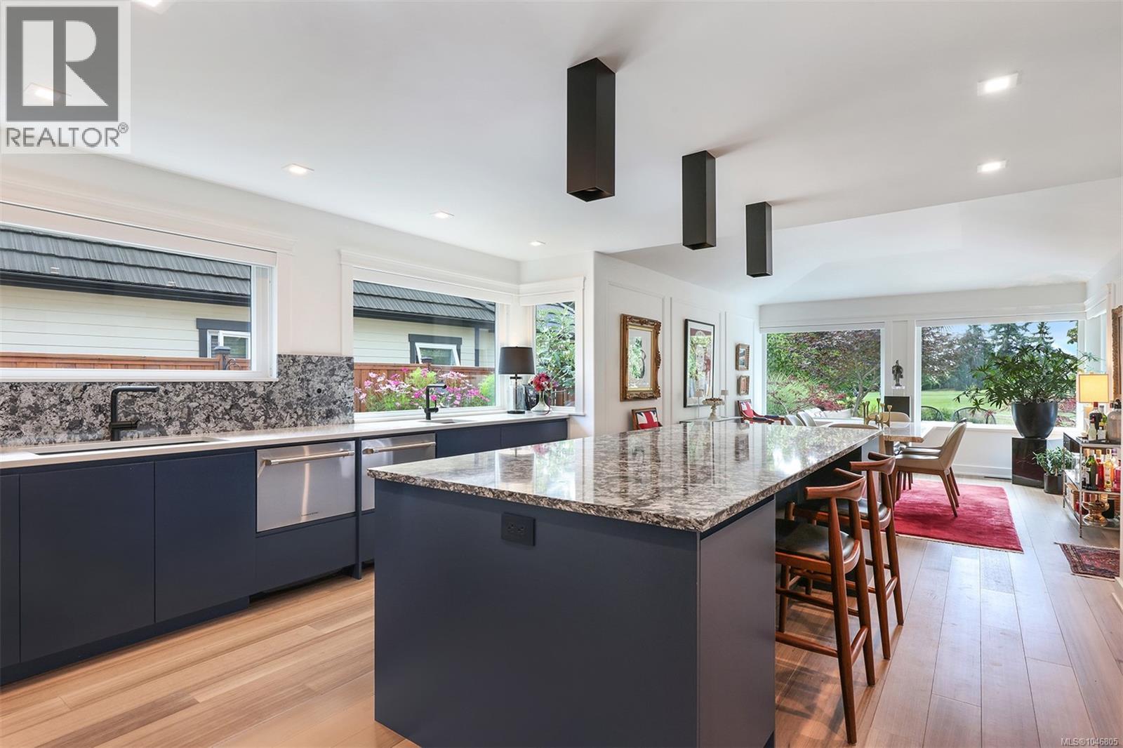 2933 Royal Vista Way - Image 5