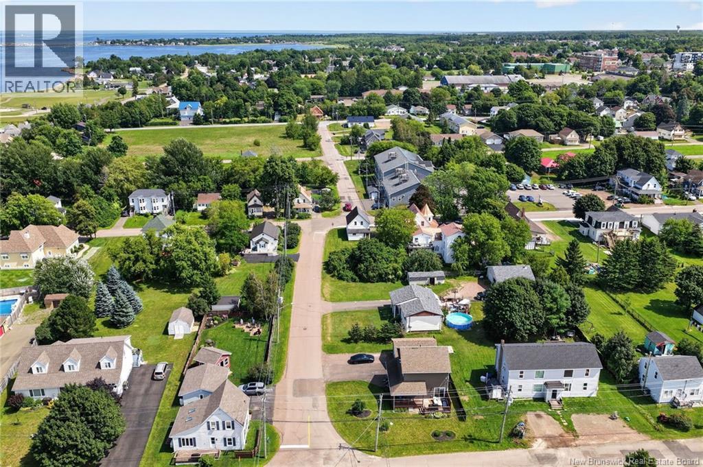 153 Shore Drive - Image 41