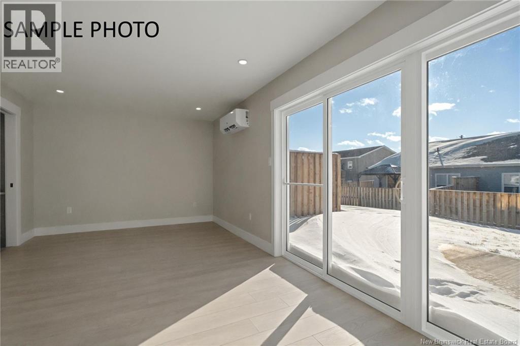 12 Violet Street - 16
