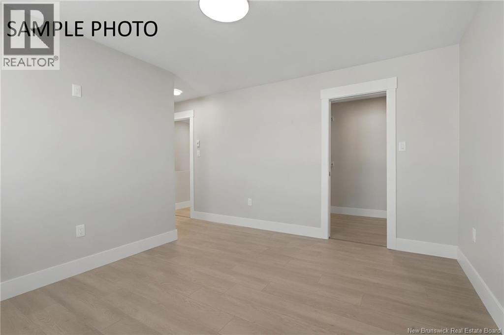 12 Violet Street - 27