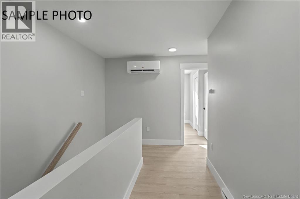 12 Violet Street - 24