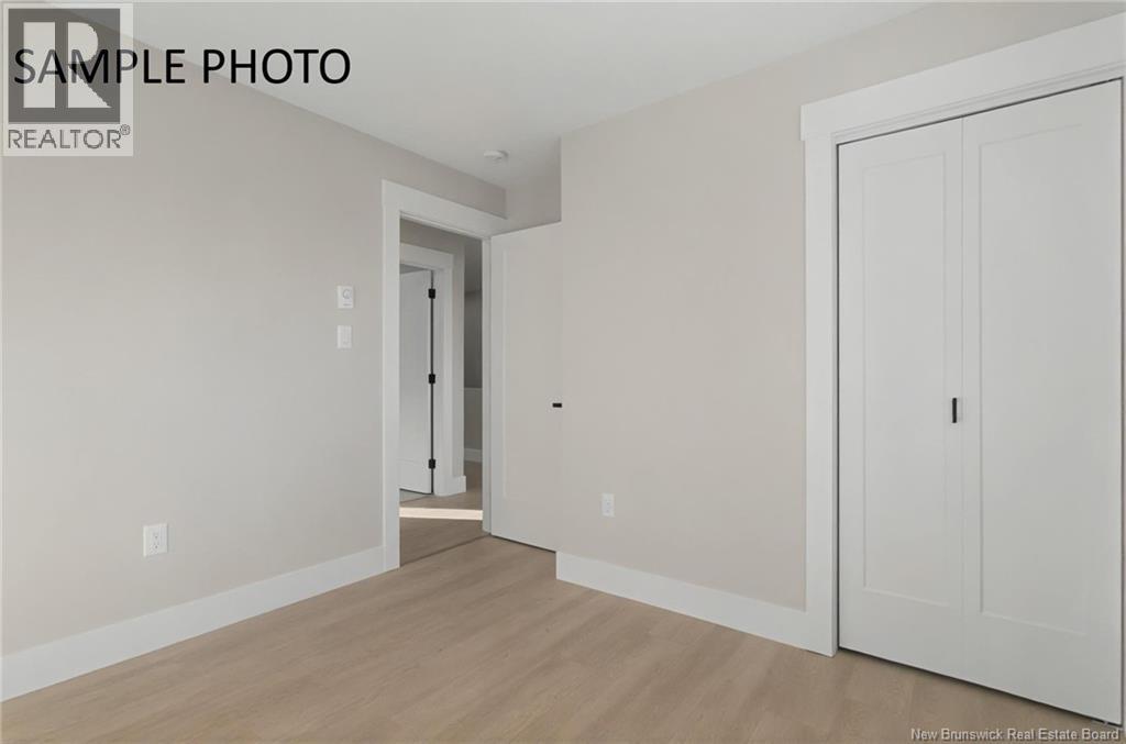 12 Violet Street - Image 35
