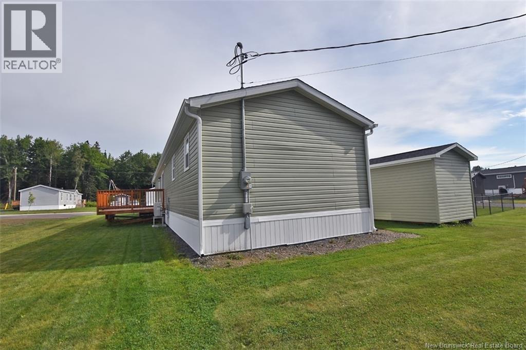 21 Luanne Drive - Image 32