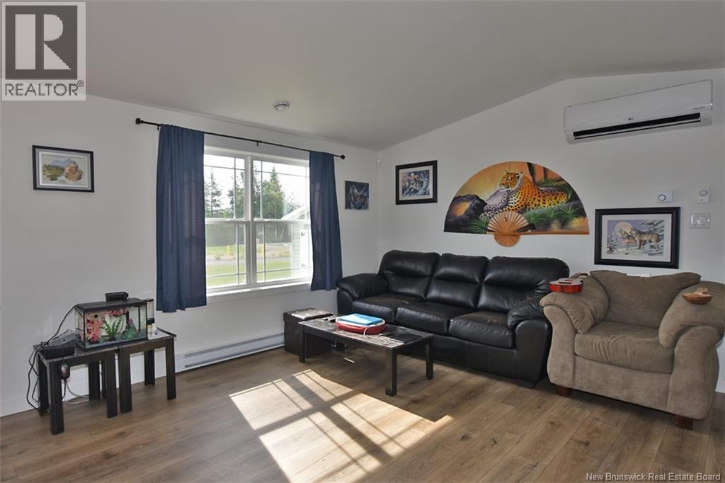 21 Luanne Drive - 8