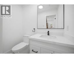 1379 Christina Court, Burlington, ON L7P2V8 Photo 17