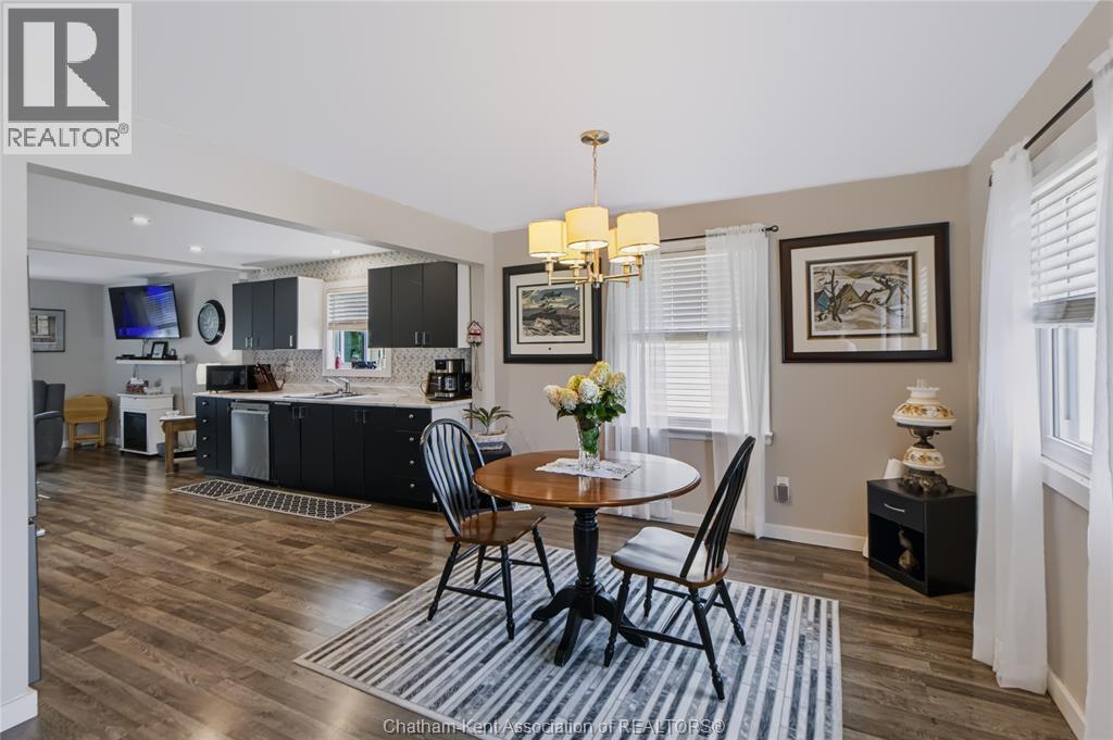 612 SIMCOE STREET - Image 4