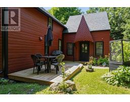 Kitchen - 105 Purdons Bay Road, Lanark Highlands, ON K0G1M0 Photo 6