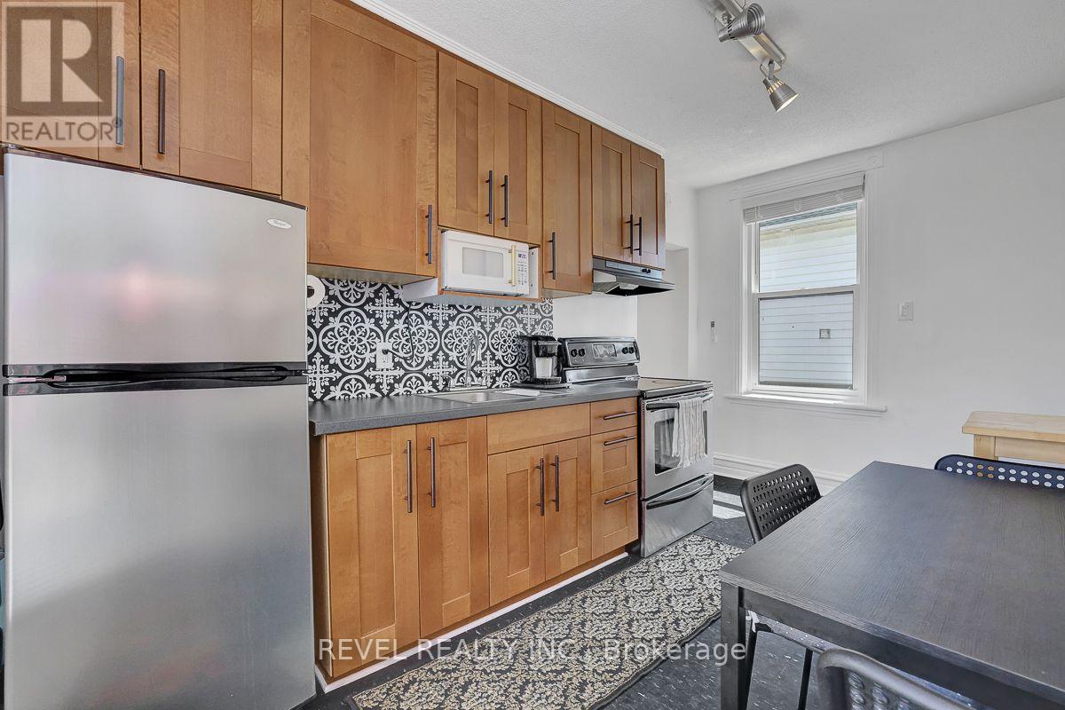 4 Bed, 2 Bath Multi-Family for Sale in Ottawa – 52 LEBRETON STREET N, Ottawa – MLS# X13674670 - Image 23