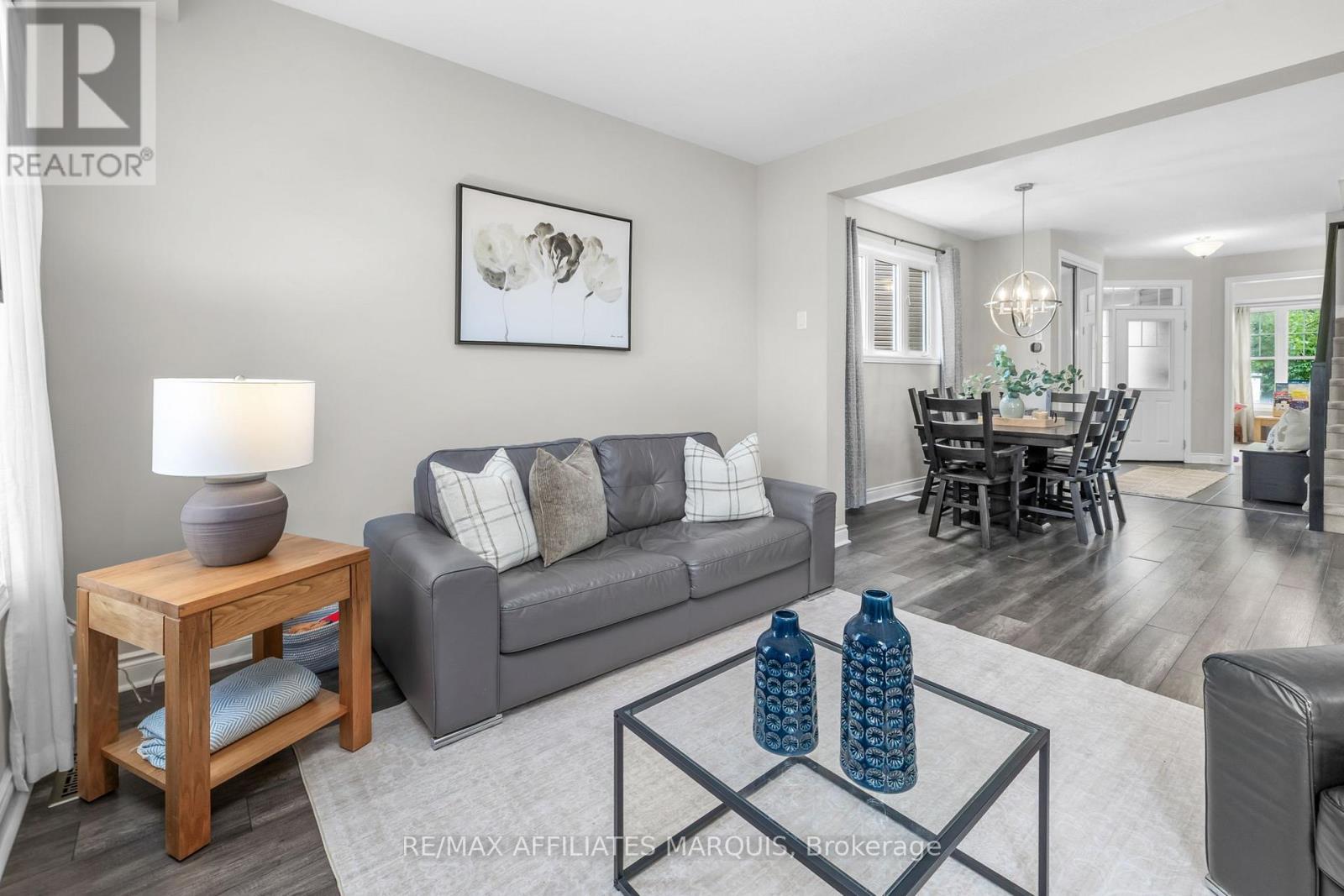 3 Bed, 3 Bath House for Sale in Ottawa – 14 SWEETBAY CIRCLE, Ottawa – MLS# X13674682 - Image 21
