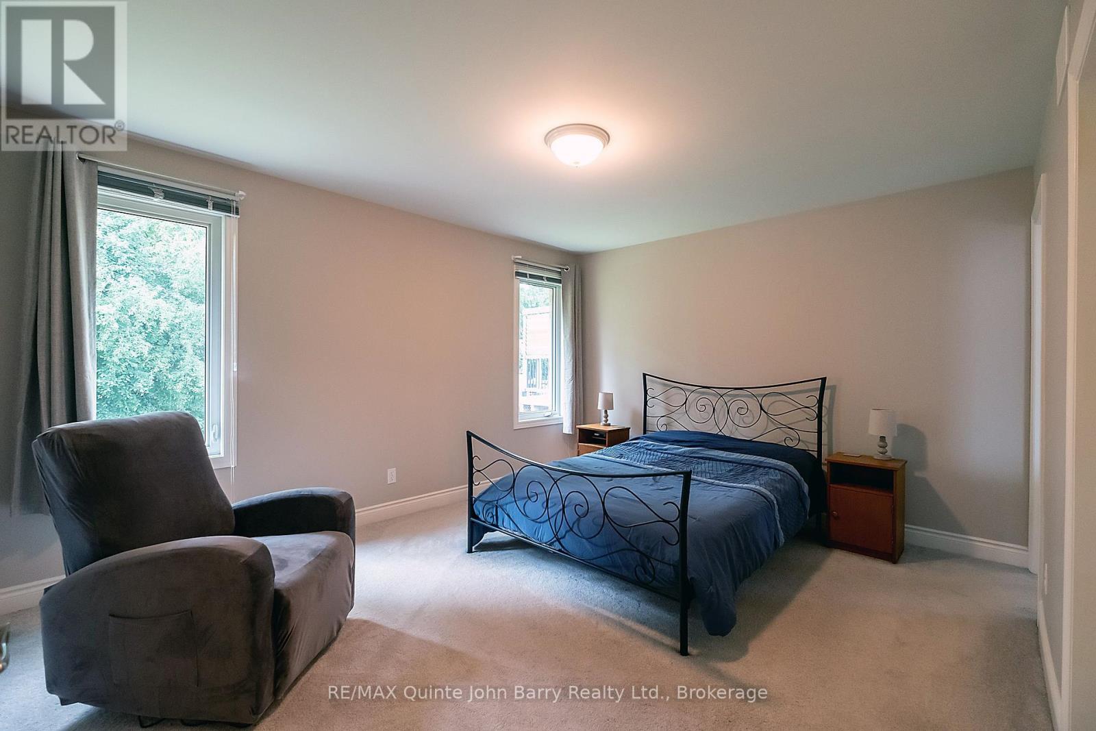 4 ALGONQUIN AVENUE - 15
