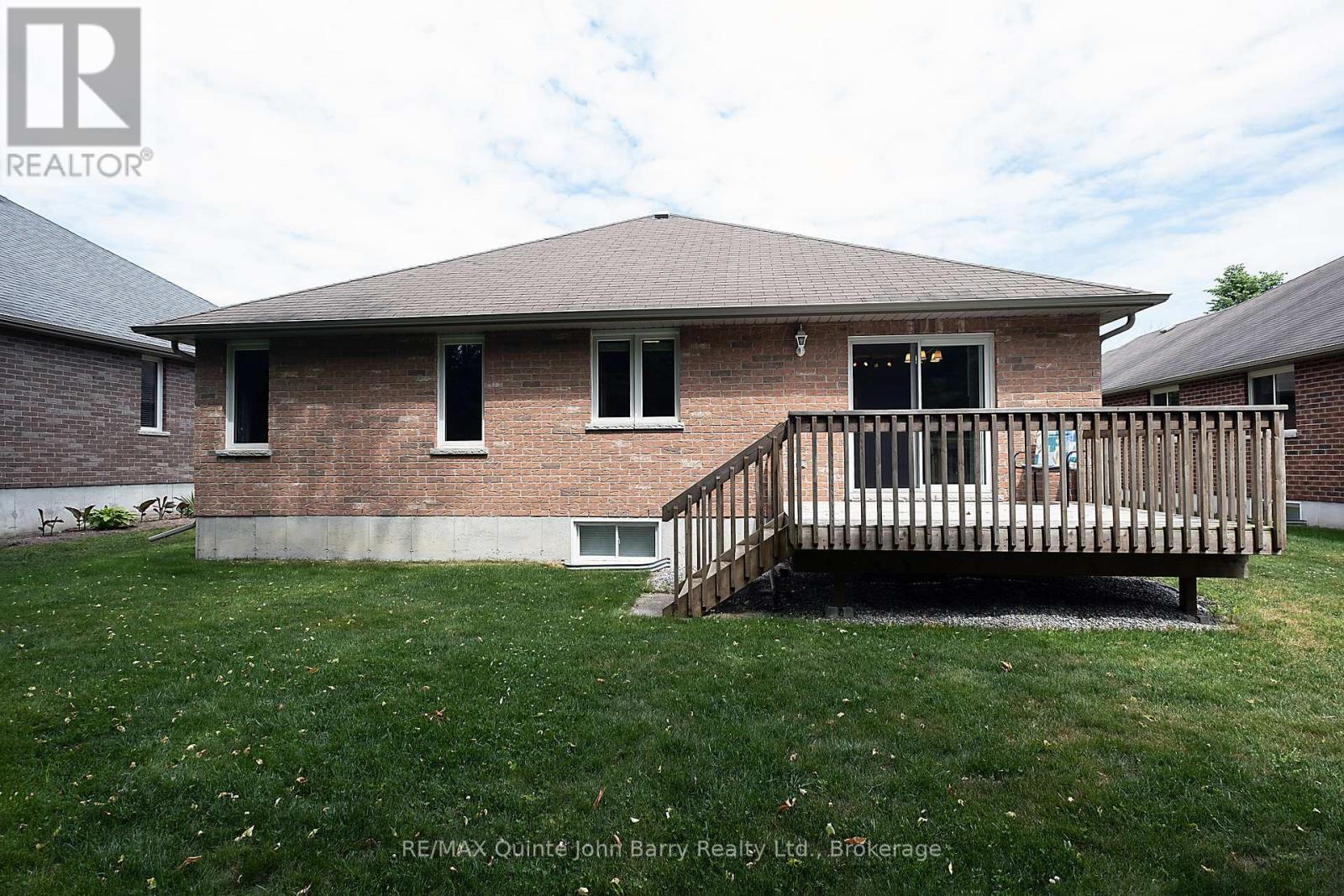 4 ALGONQUIN AVENUE - Image 27