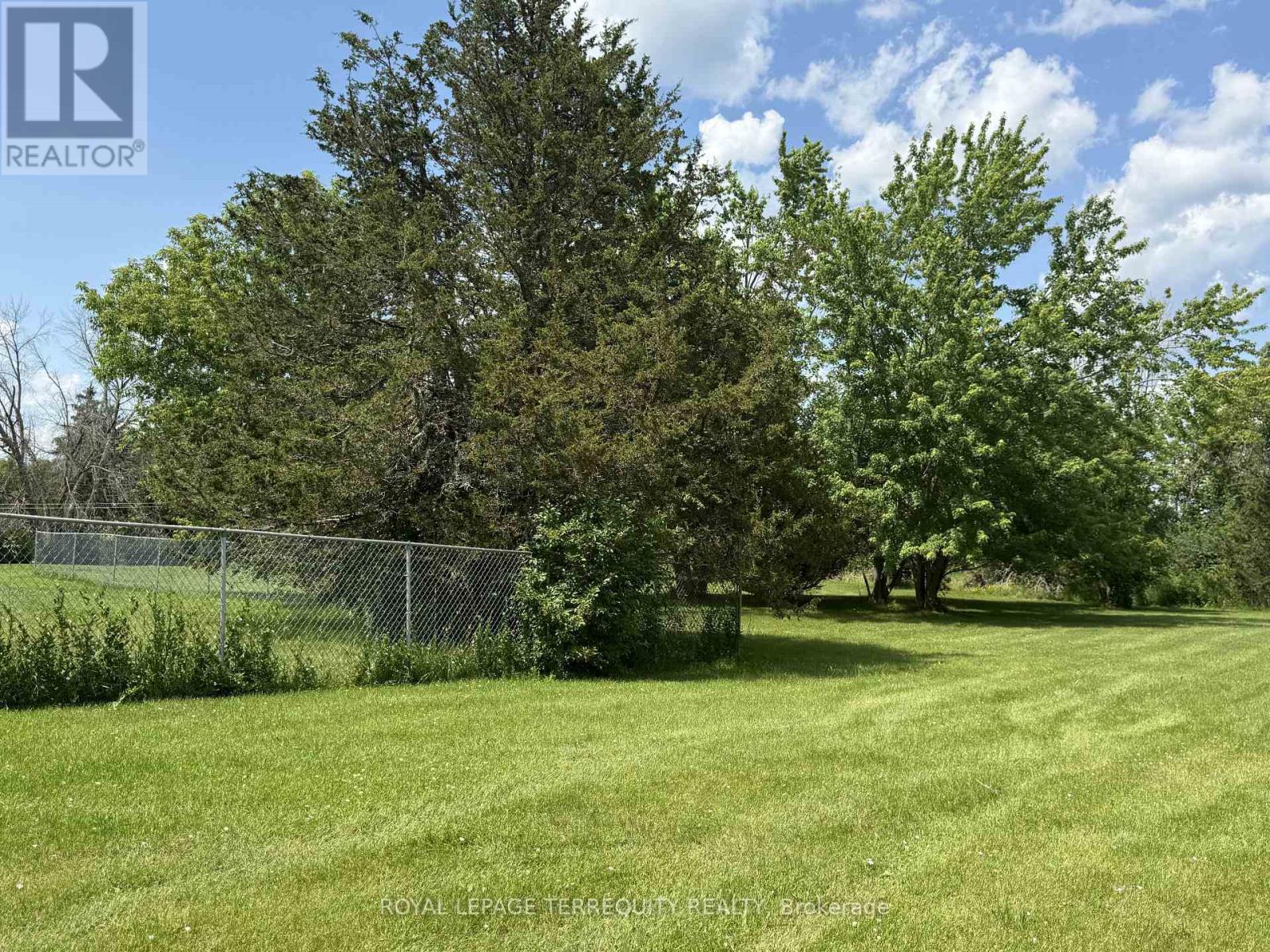 471 COUNTY RD 38 - 33