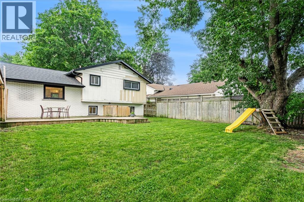 811 HUGHSON Street - 27