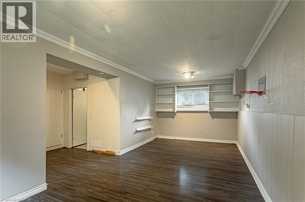 811 HUGHSON Street - 22